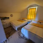 Privatni Smjestaj Kurtalija