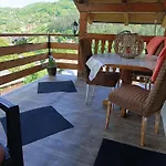 Privatni Smjestaj Kurtalija Konukevi Jajce