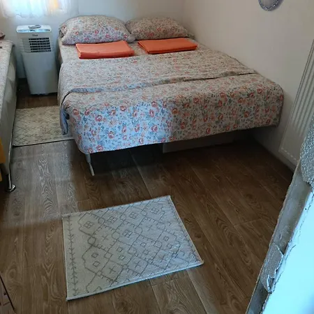 Privatni Smjestaj Kurtalija
