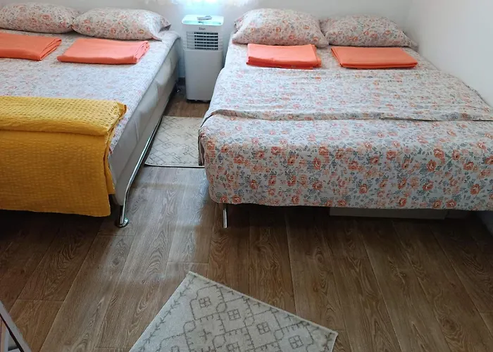 Privatni Smjestaj Kurtalija Guest house *